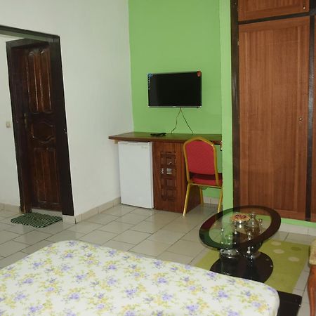 Lagrande-vi Hotell Abidjan Exteriör bild