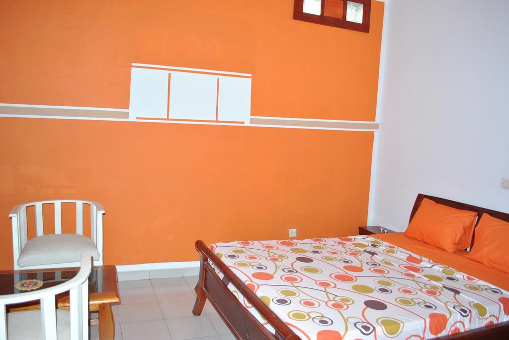 Lagrande-vi Hotell Abidjan Rum bild