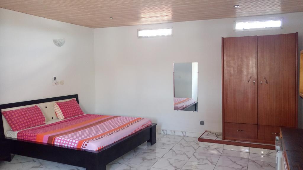 Lagrande-vi Hotell Abidjan Rum bild