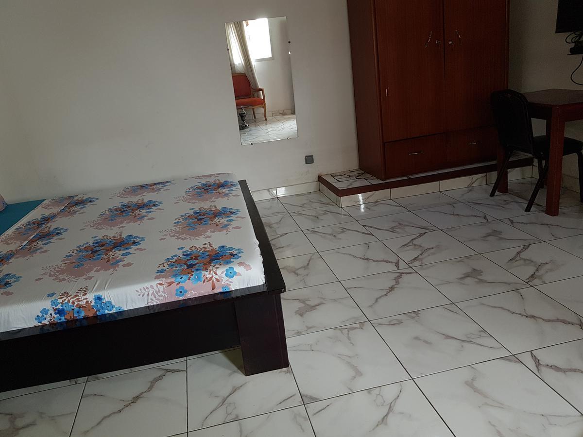 Lagrande-vi Hotell Abidjan Exteriör bild