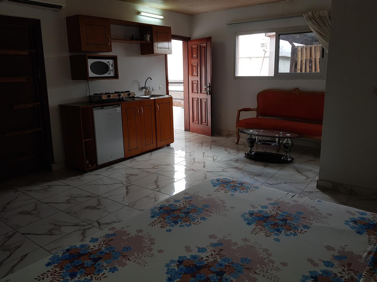 Lagrande-vi Hotell Abidjan Exteriör bild