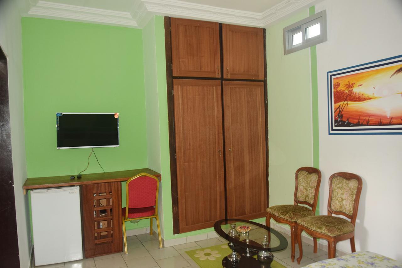 Lagrande-vi Hotell Abidjan Exteriör bild